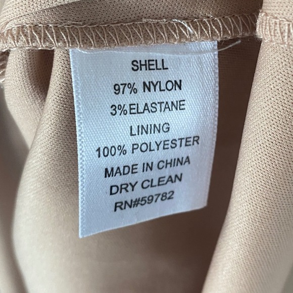 Adrianna Papell Black Lace Overlay Sheath Dress Size 18W Sleeveless Knee Length - Picture 7 of 7